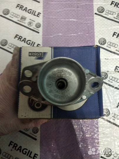 Опора заднего амортизатора Skoda Octavia A4