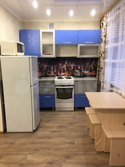 2-к. квартира, 45 м², 4/4 эт.