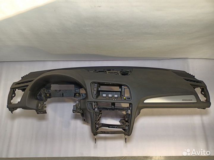 Торпедо Audi Q5 8R cdnc 2010