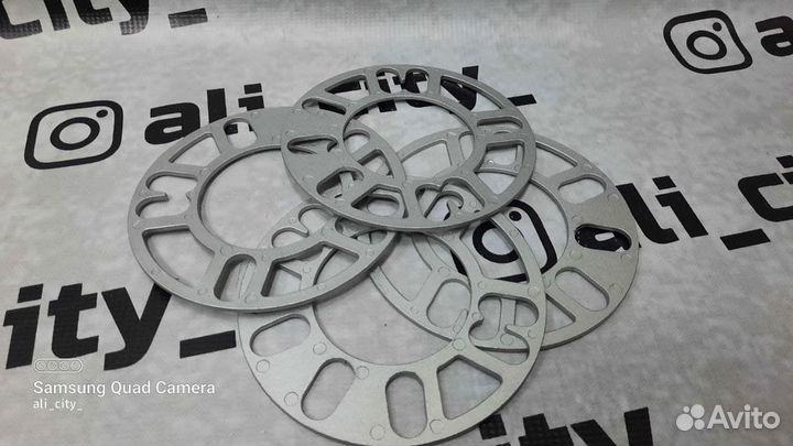 Проставки меж колёса универсальные 0.3мм