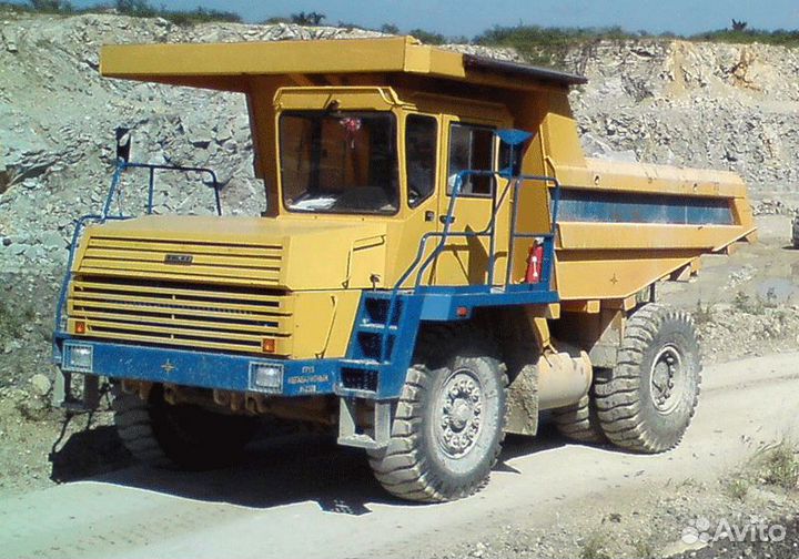 Водитель самосвала Белаз 7540