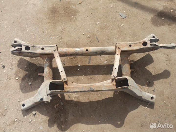 Задний подрамник mitsubishi lancer 10