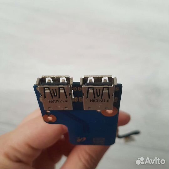 Ноутбук NP-RC530 на разбор