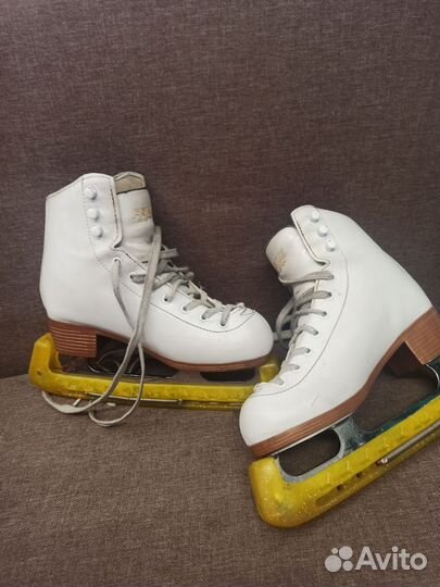Коньки фигурные детские 33размер