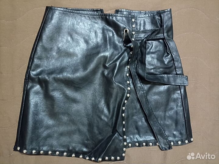 Кожаная юбка и кофта