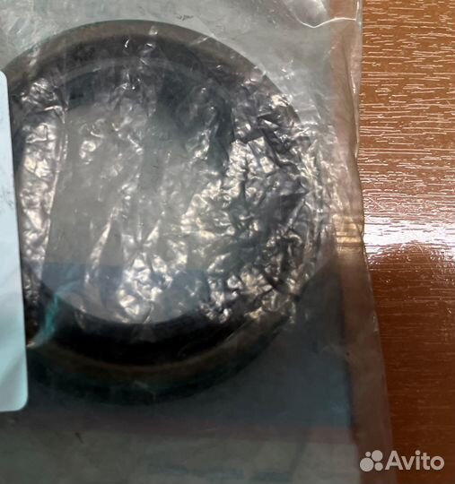 Зад сальник раздатки tahoe blazer explorer 4333N