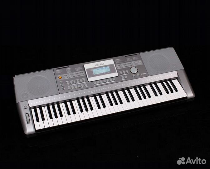 Синтезатор, 61 клавиша Medeli A100