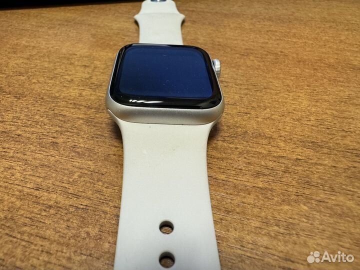 Часы Apple Watch SE 2