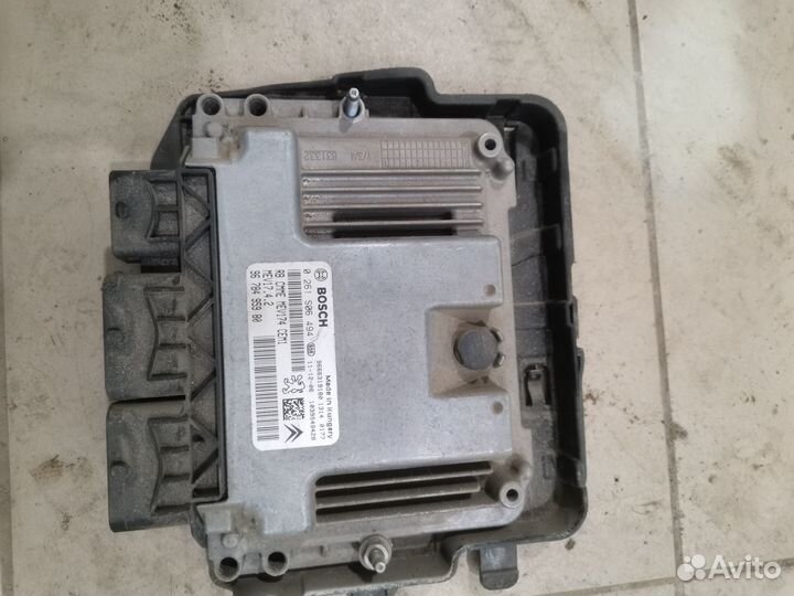 Блок управления двигателем Citroen C3 Picasso