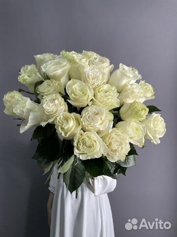 Белые розы Эквадор