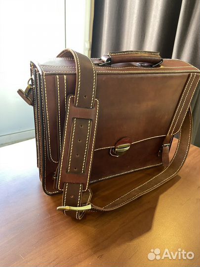 Мужской кожаный портфель ручной работы