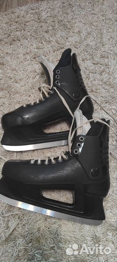 Коньки хоккейные salvo