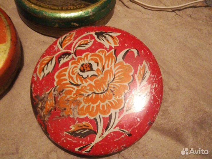 Жестяные бвнки