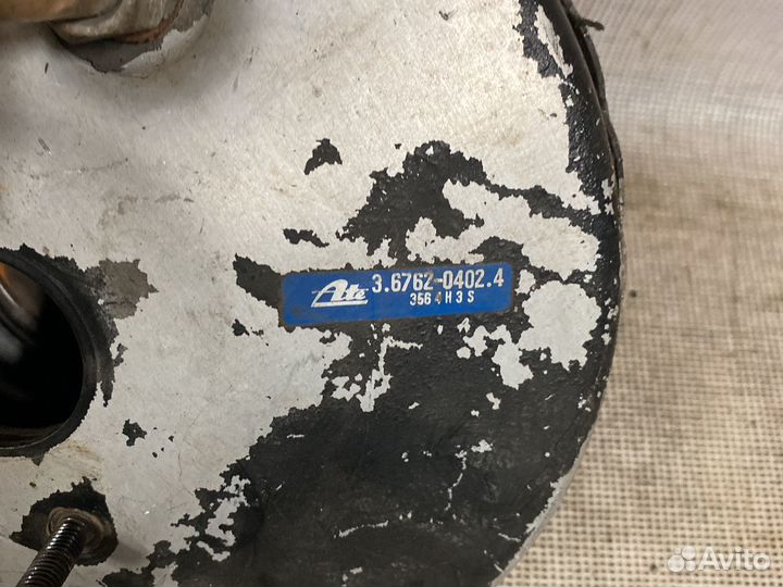 Тормозной вакуумник Mercedes W124 3676204024