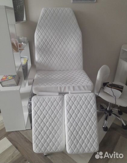 Педикюрное кресло кушетка