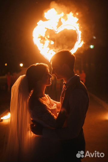 Горящее сердце на стойке продажа/ аренда