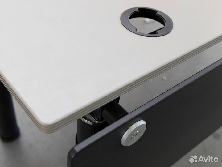 Стол офисный