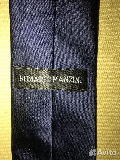 Галстук школьный (с регулировкой) Romario Manzini