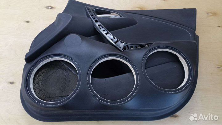 Акустические подиумы Opel Astra J