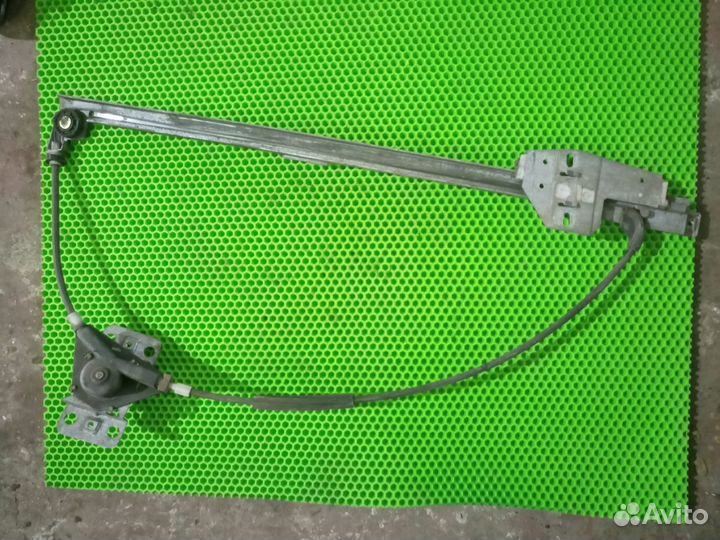 Стеклоподъемник Volkswagen Transporter Caravelle