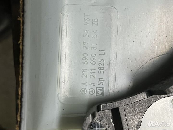 Обшивка центральной стойки Мерседес w211