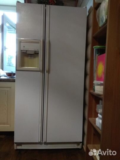 Холодильник side by side
