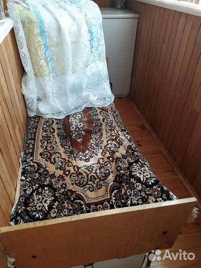 Кровать детская