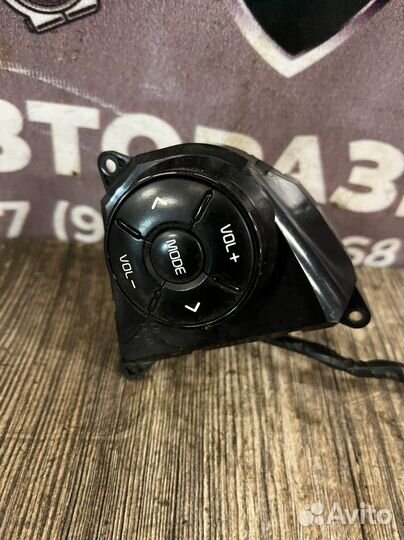 Кнопки рулевого колеса Kia quoris 3.8