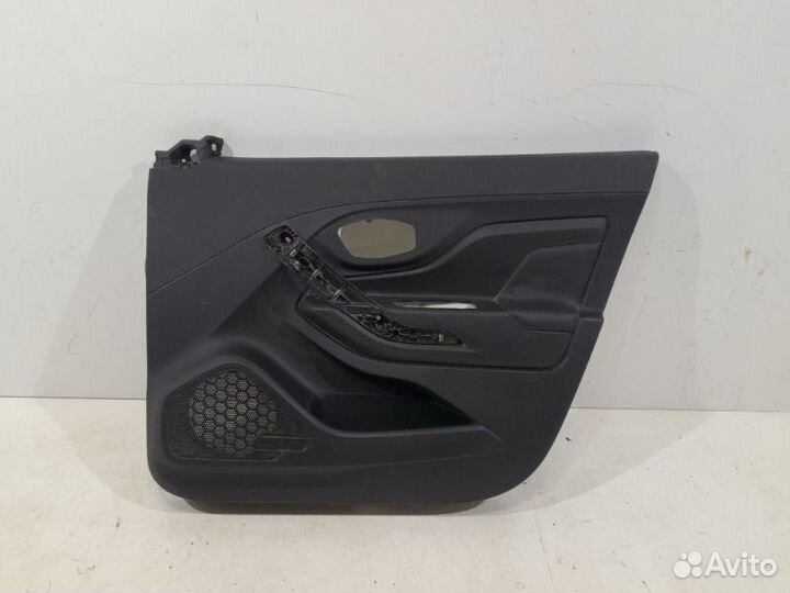 Обшивка двери передняя правая LADA X-Ray 2015