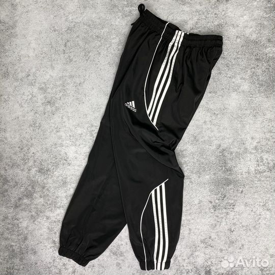 Спортивные штаны adidas