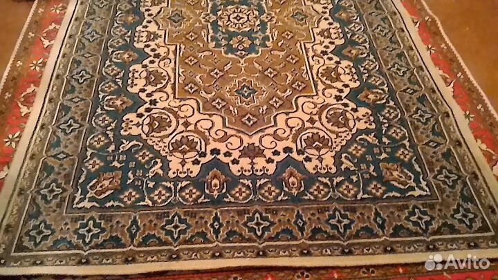 Ковер бу шерстяной