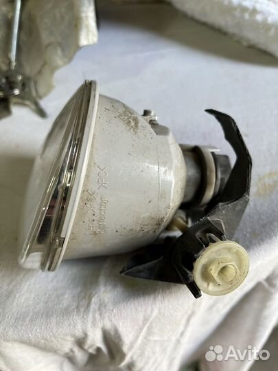 Противотуманка левая Toyota Land Cruiser Prado 150