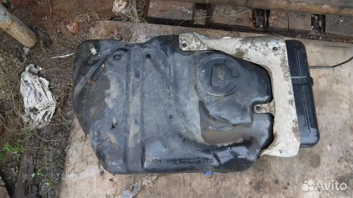 Бак топливный Opel Zafira B 2005-2014