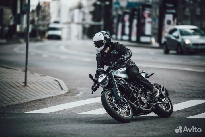 Husqvarna Svartpilen 401 2024