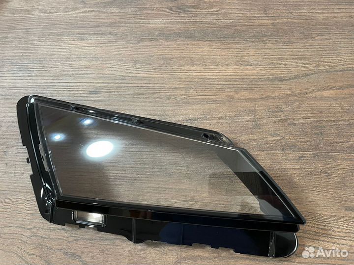 Стекла фар Skoda Kodiaq 2016+ До Рестайлинга низ