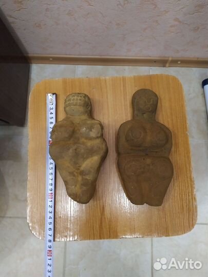 Статуэтки камень