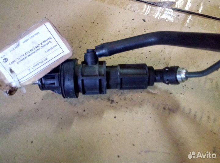 Цилиндр сцепления Mitsubishi Lancer ASX MN100486