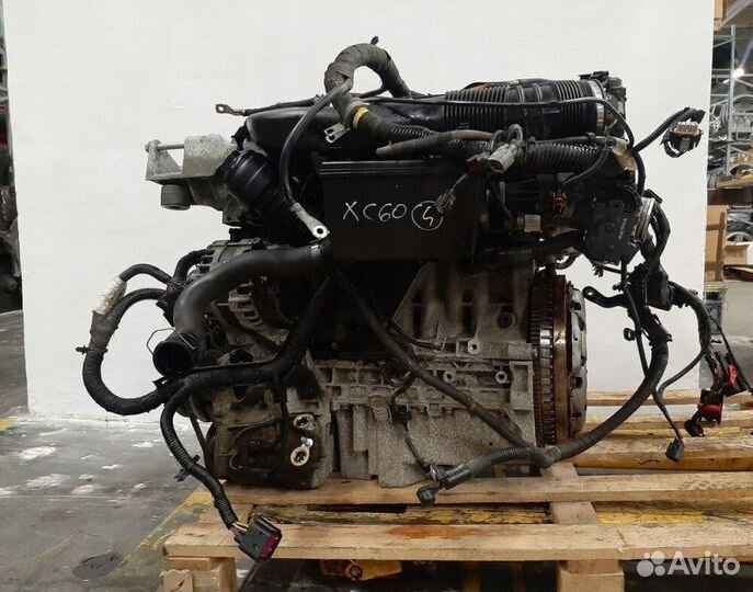 Двигатель Volvo Xc70 D5244T12 2012