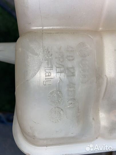 Бачок расширительный Audi A6 C6 4F5