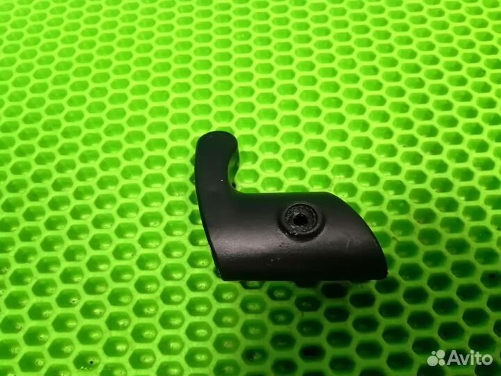 Захват механизма складывания на коляску Luxmom