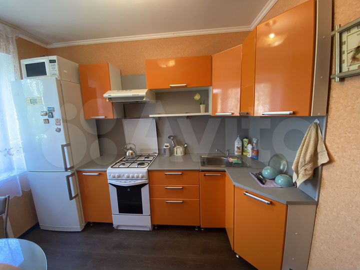 2-к. квартира, 52 м², 3/9 эт.