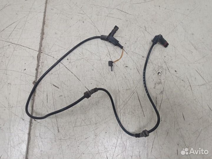 Датчик износа колодок передний Mercedes-Benz Glk