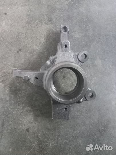 Поворотный кулак renault logan