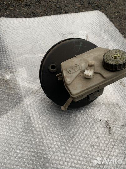 Усилитель тормозов вакуумный Peugeot 206