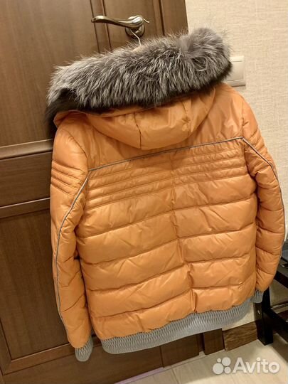 Пуховик женский