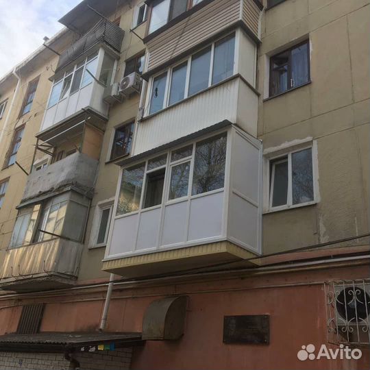 Остекление балконов под ключ