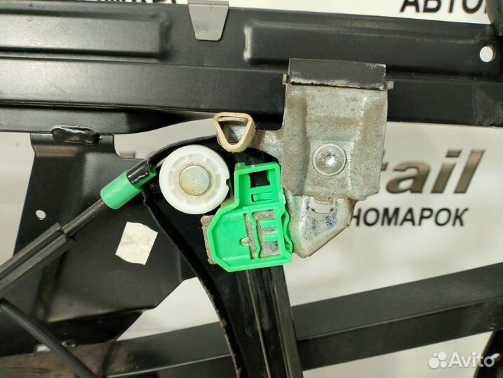 Стеклоподъемный механизм передний правый Audi A4