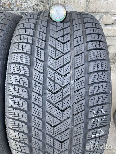 Pirelli Scorpion Winter 295/40 R20