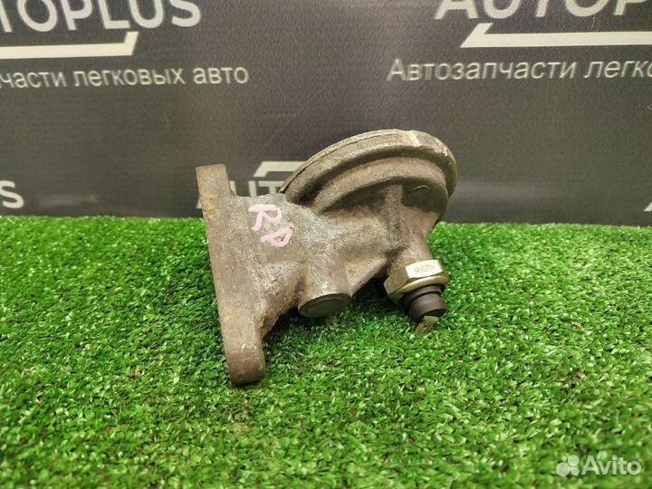 Корпус масляного фильтра Volkswagen Passat B3 1.8