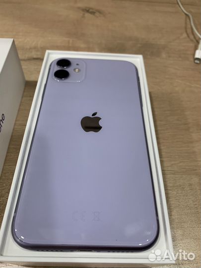 iPhone 11, 64 ГБ
